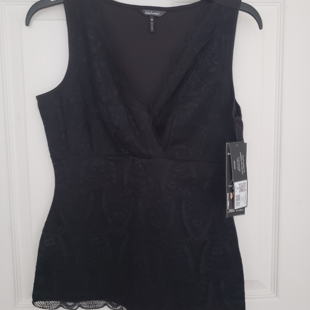 Daisy Fuentes black top